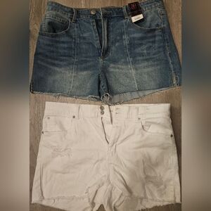 ❤️2/$10 Denim shorts